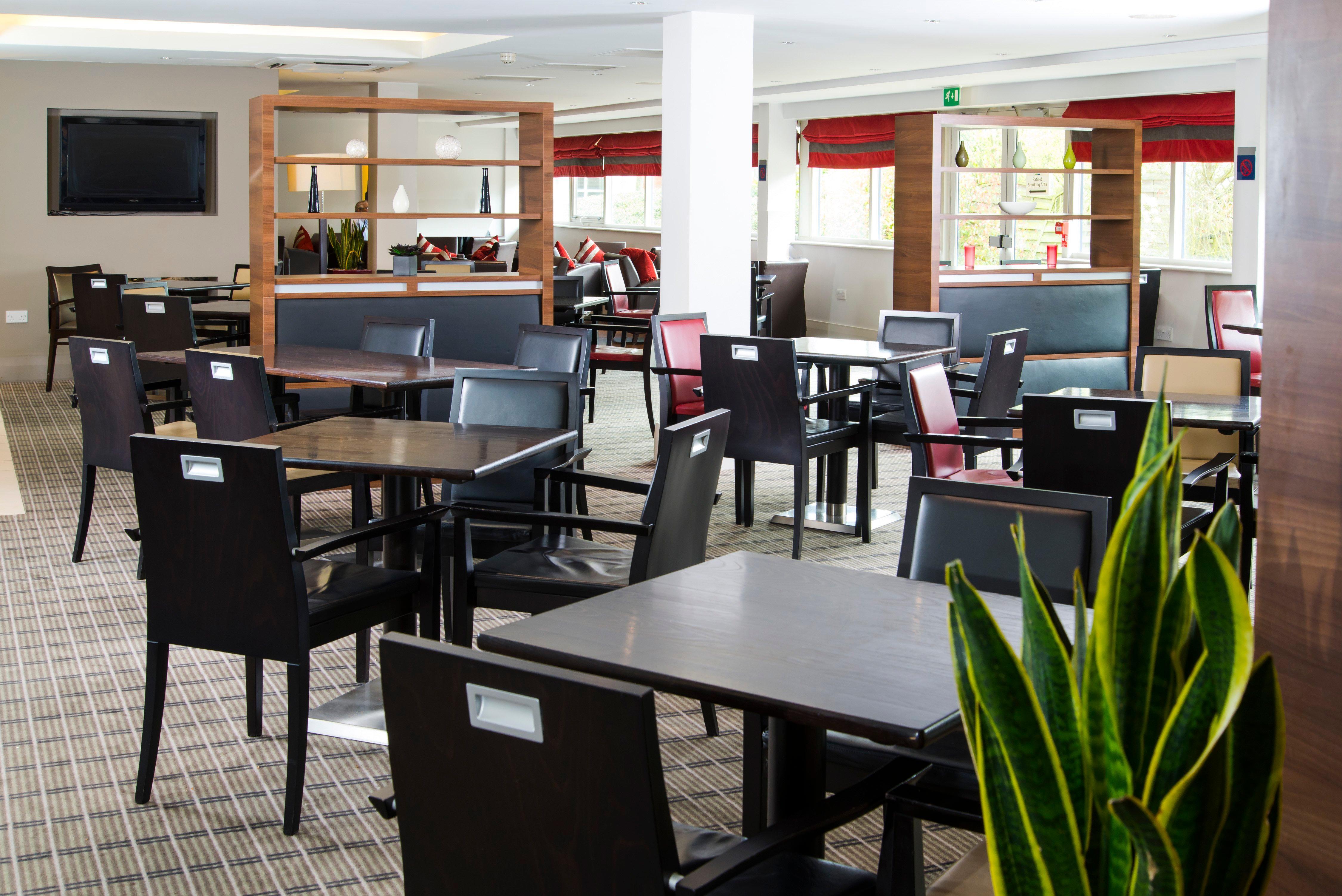 Holiday Inn Express Northampton - South By Ihg Buitenkant foto
