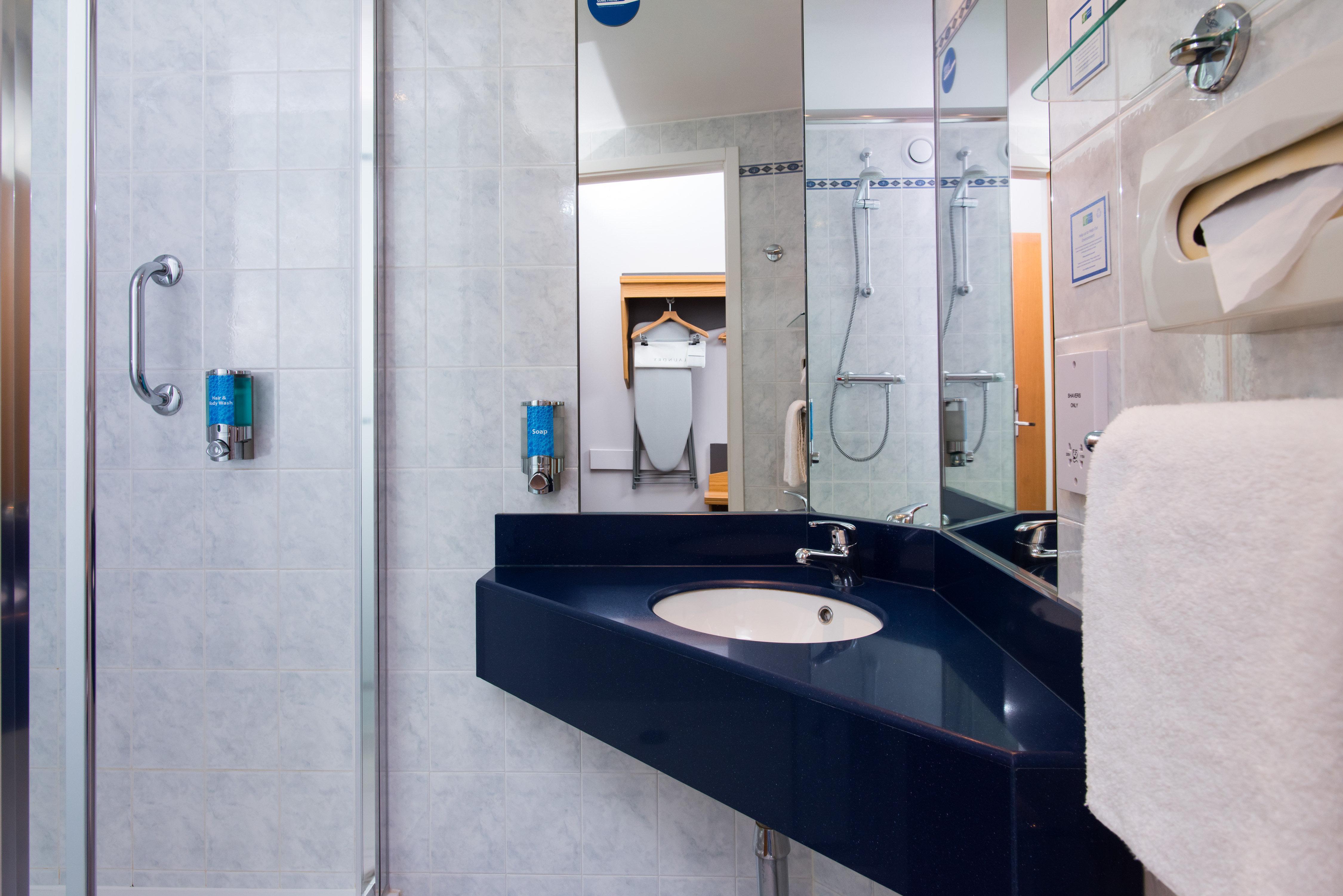 Holiday Inn Express Northampton - South By Ihg Buitenkant foto