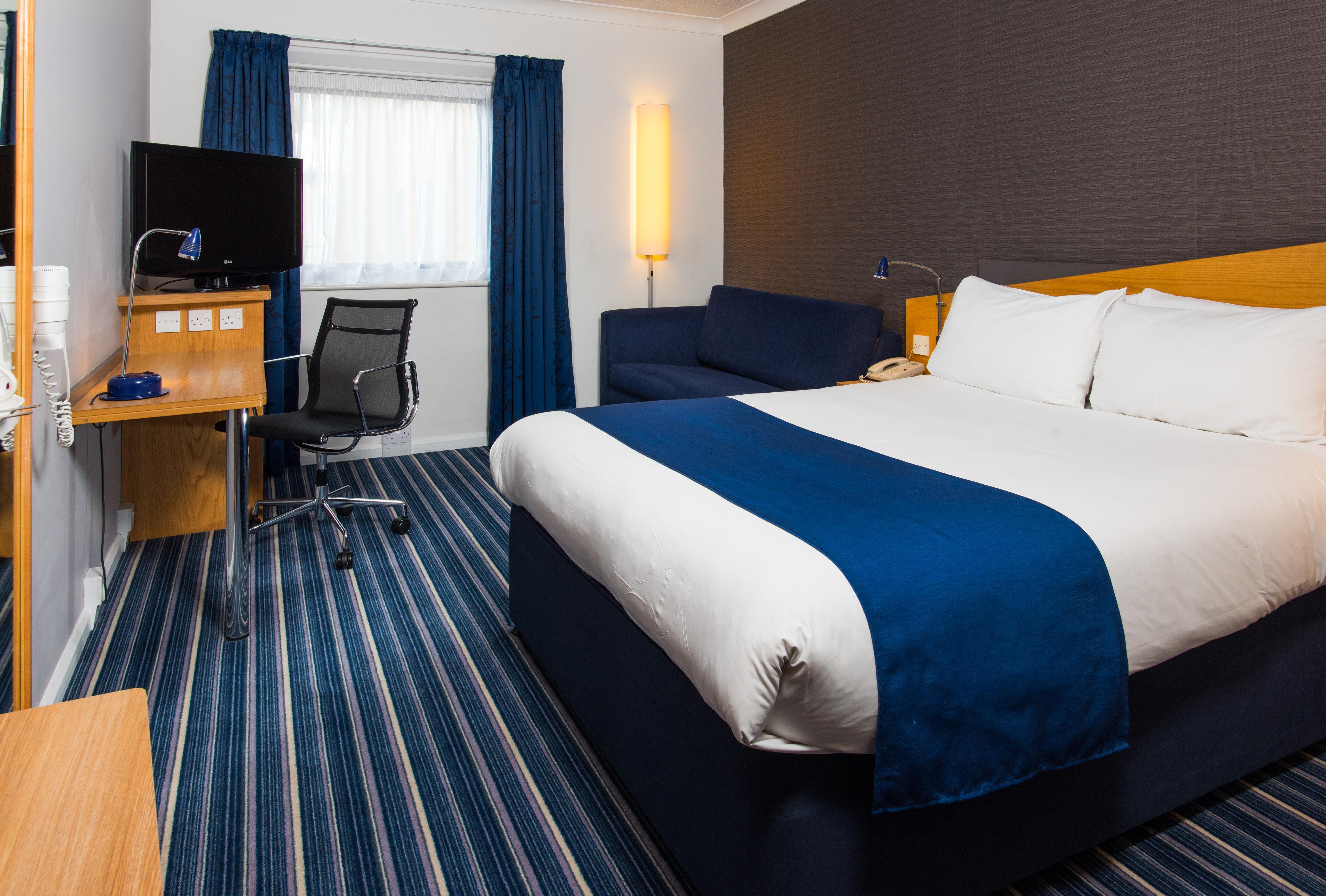 Holiday Inn Express Northampton - South By Ihg Buitenkant foto